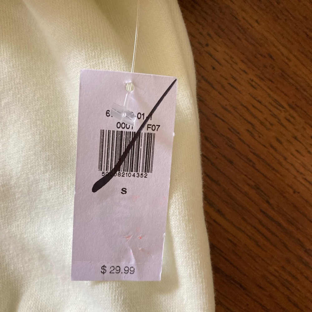 Old Navy Women’s Sweatshirt - Picture 4 of 6
